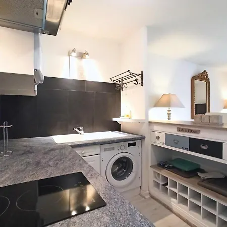 Viva Riviera Palazzio Apartment *